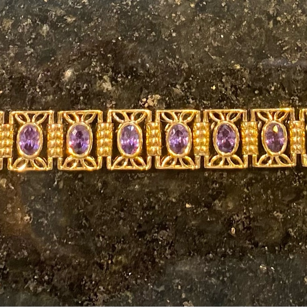 Vintage Gold-tone Bracelet with Amethyst Colored Stones 7.5”